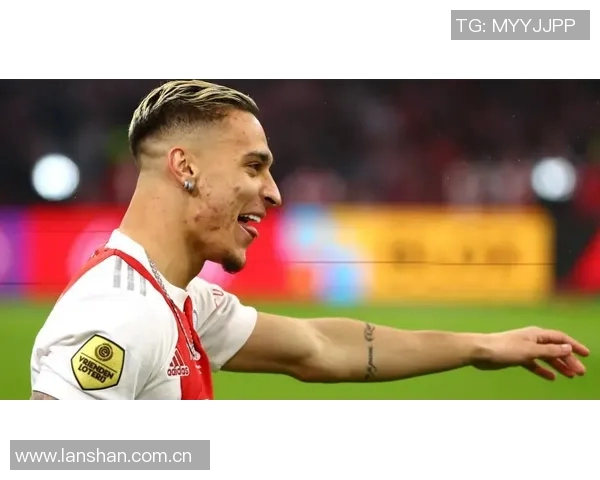 重磅转会消息震动足坛 球员或将加盟豪门新东家